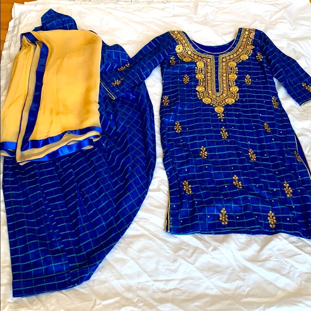 Punjabi suit